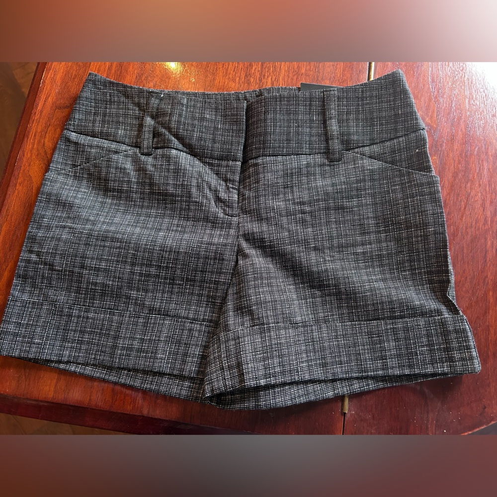 Express Design Studio Shorts size 00
